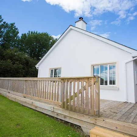 Holiday home Park No 12 By Trident *