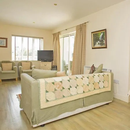 Holiday home Park No 12 By Trident *