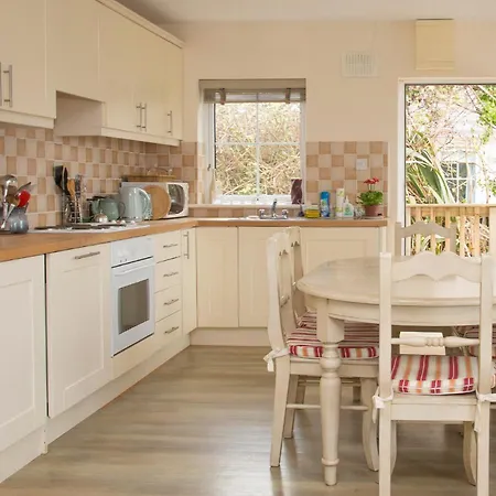 Park No 12 By Trident Holiday home *